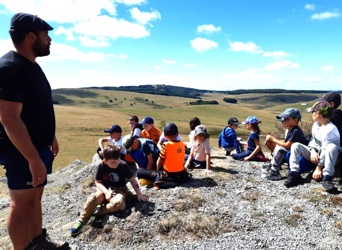 Journée de découverte et de cohésion pour l'école La Présentation d'Aumont-Aubrac - Commune de Peyre en Aubrac en Lozère