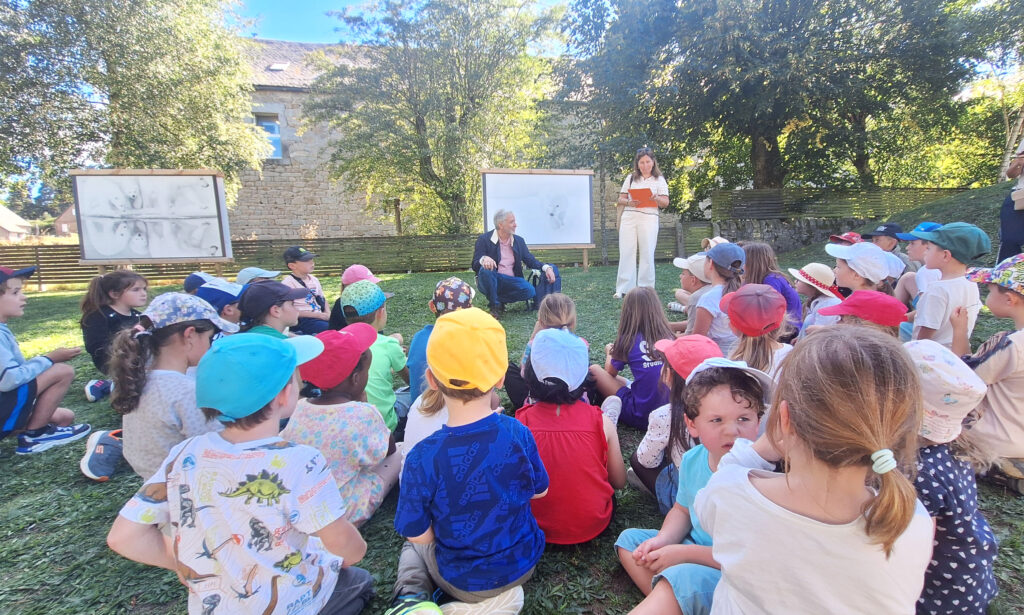 Sortie culture pour les élèves de l'école publique J.A. Dalle d'Aumont-Aubrac - Commune de Peyre en Aubrac en Lozère