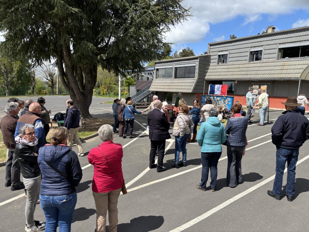 L'école publique d'Aumont-Aubrac renommée Noémie et Jean-Augustin Dalle le 12/05/2026 - Commune de Peyre en Aubrac en Lozère