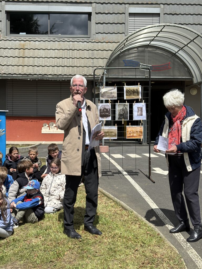 L'école publique d'Aumont-Aubrac renommée Noémie et Jean-Augustin Dalle le 12/05/2026 - Commune de Peyre en Aubrac en Lozère