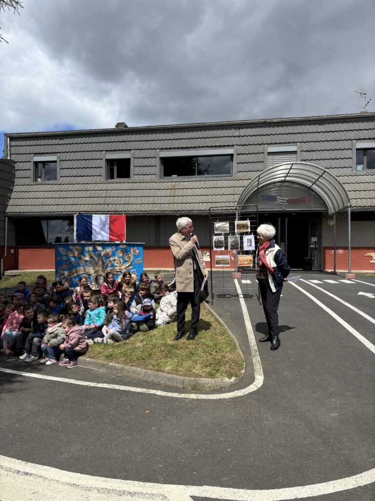 L'école publique d'Aumont-Aubrac renommée Noémie et Jean-Augustin Dalle le 12/05/2026 - Commune de Peyre en Aubrac en Lozère