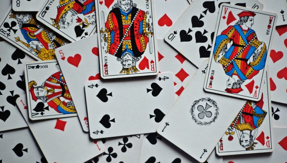 Image 0 : CONCOURS DE BELOTE